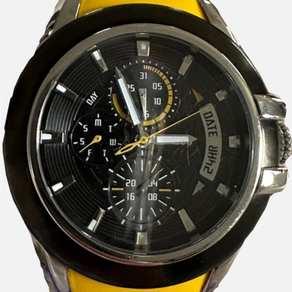 Lot of 4 men’s guess watch 100m silicon bandBRAND NEW NEED BATTERIES NO BOX - Picture 8 of 13